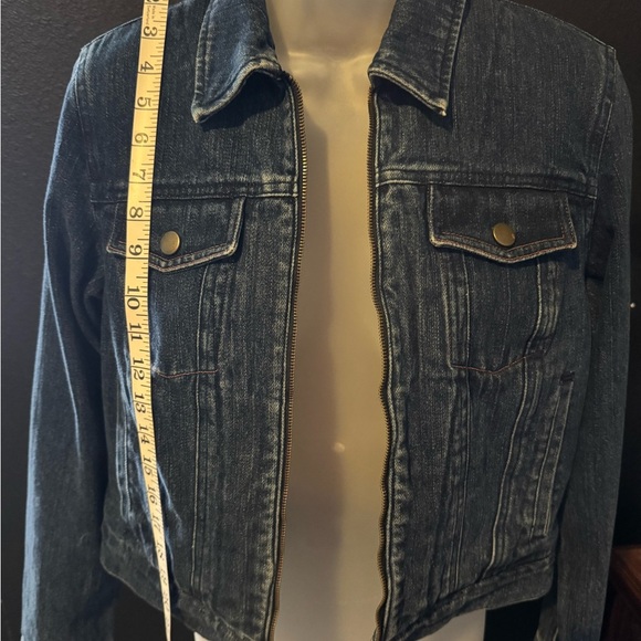 Banana Republic Cream Faux Fur Lined Denim Jacket. Ladies sized small. - Picture 12 of 13